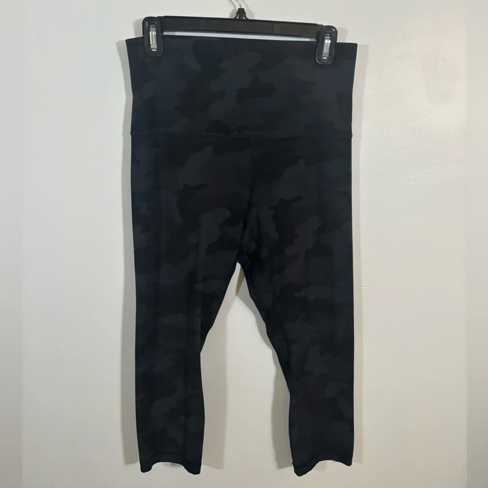 Lululemon Wunder Under High Rise Crop 21” Leggings Black Camo Size 10